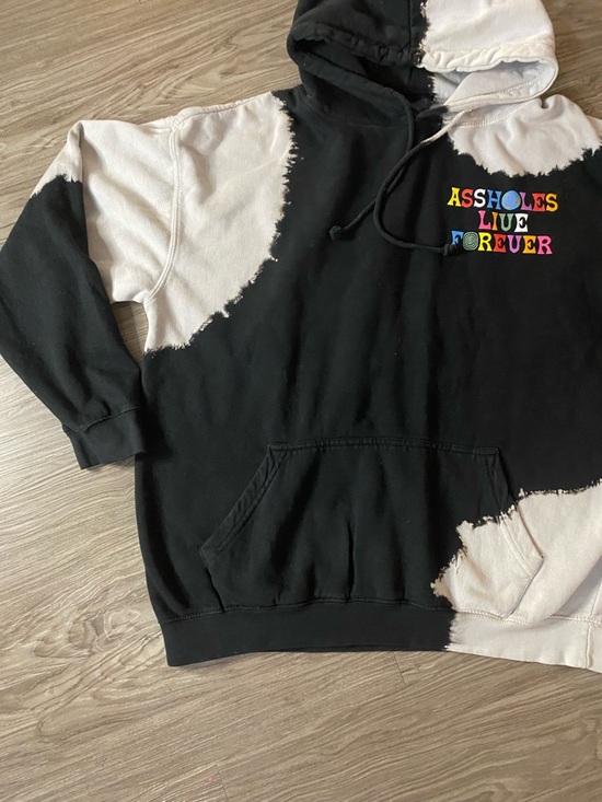 Linda Finegold “Assholes Live Forever” Graphic Hoodie – XL - Picture 2 of 8